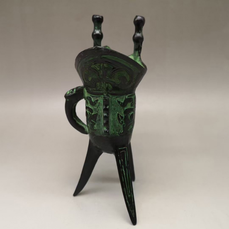 Антикварные изделия в наличии, – обзор и цена Collectible Vintage Wine